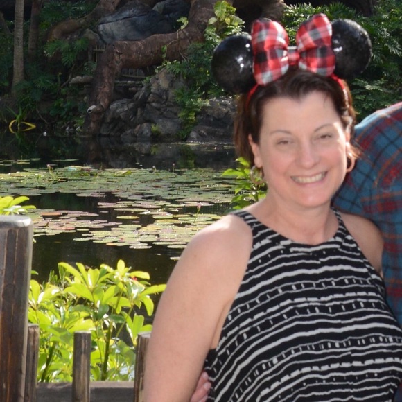 Meet your Posher, Judy - Picture 2 of 2